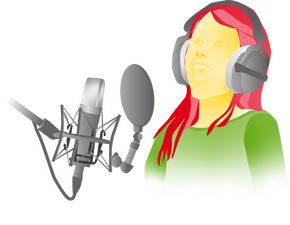 Mädchen singt in ein Studiomikrofon bei einer Aufnahme im Ferienprogramm.